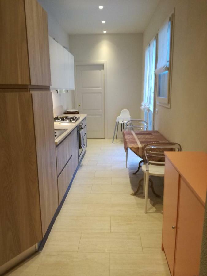 Appartement La Casa Di Anna à Viareggio Extérieur photo